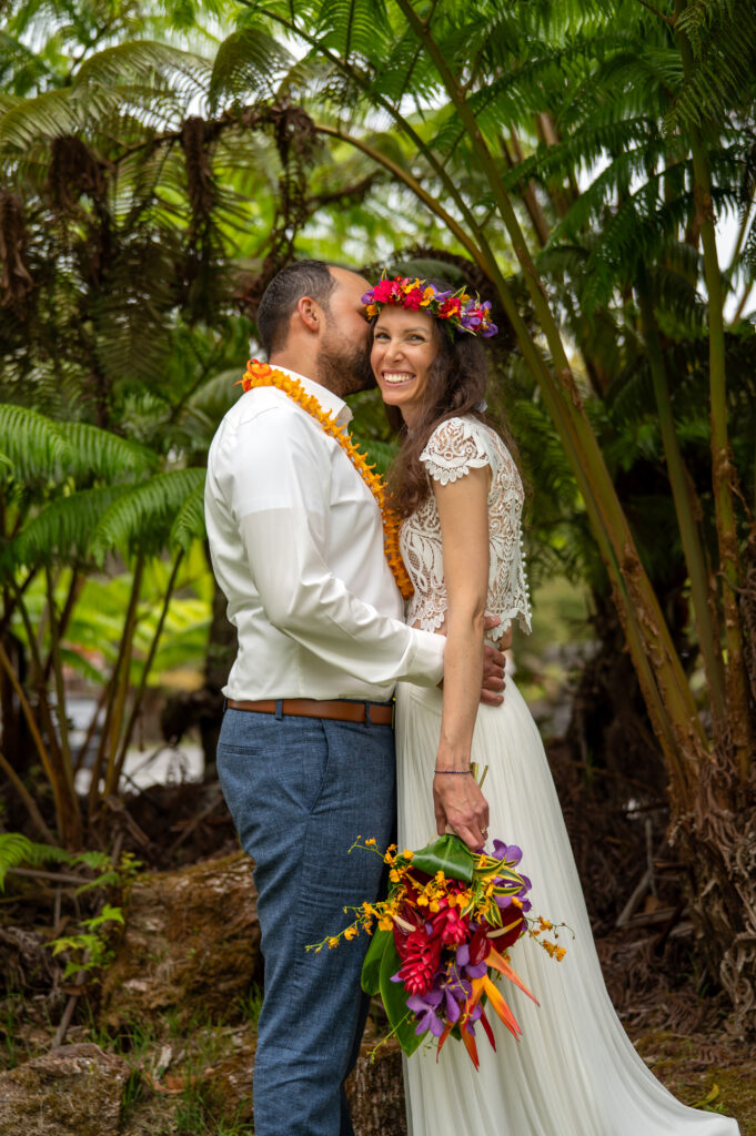 Multiple locations for a full day Hawaii elopement